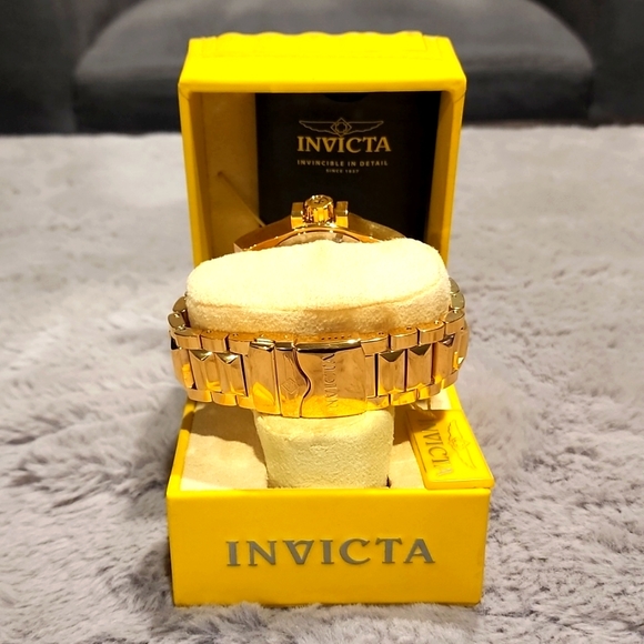 Men's Invicta Excursion Gold Stainless with Gold Face (New) - Picture 3 of 3